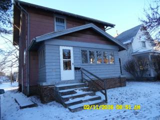 709 Washington St, Frankfort, IN 46041-2060