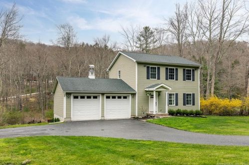 217 Macedonia Rd, Kent, CT 06757-1310