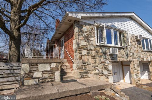 68 Oakland Ave, Lansdale, PA 19446-3220