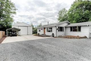 916 143rd St, Lynnwood, WA 98087-6017
