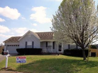 2112 Carrie Ct, Columbia, TN 38401-6927