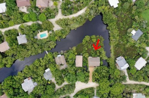 4239 Gulf Pines Dr, Sanibel, FL 33957-2905