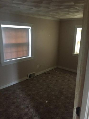100 Bellevue Ave, Warwick, RI 02888-5010