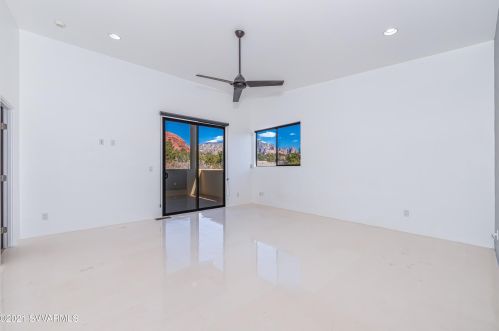 130 Grasshopper Ln, Sedona AZ 86336-4529 exterior