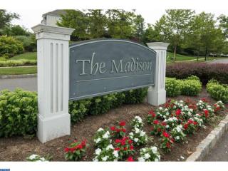 435 Masterson Ct, Trenton NJ  08618-1445 exterior