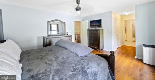 20 Birmingham Dr, Columbus NJ  08022-2342 exterior