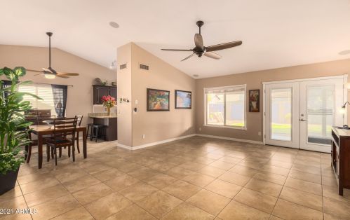 1250 Scott Ave, Gilbert, AZ 85234-3668