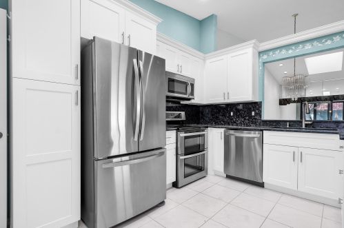 6376 Kings Gate Cir, Delray Beach FL  33484-2429 exterior