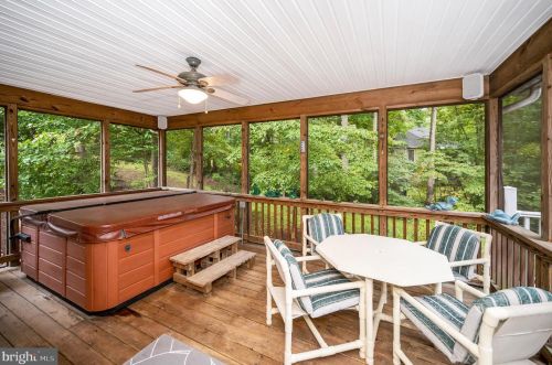 2300 Lakeview Pkwy, Locust Grove VA  22508-5317 exterior