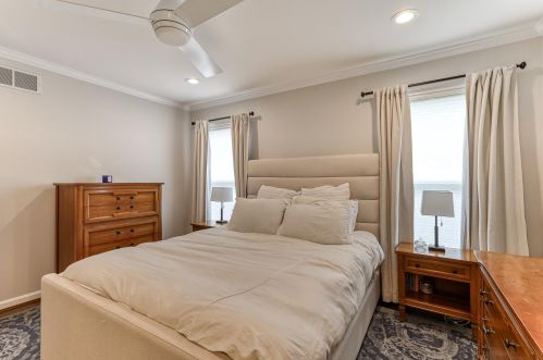 24 Greenbriar Ave, Covington KY  41017-2752 exterior