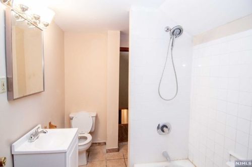 552 Broad St, Westfield NJ  07090-2116 exterior