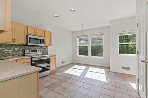 62 Briarbrook Dr, Briarcliff, NY 10510-2075