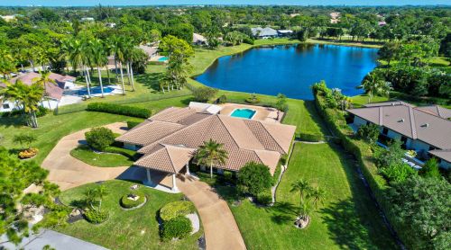 5215 Estates Dr, Delray Beach FL  33445-4385 exterior