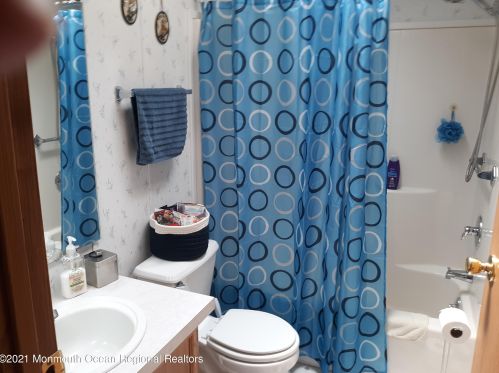 42 Village Rd, Morganville NJ  exterior