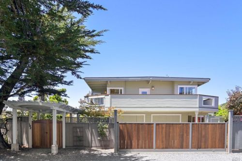 102 Calle Del Arroyo, Stinson Beach, CA 94970-9705