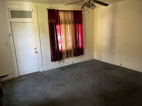 210 Short 10th St, Beaver Falls, PA 15010-4653