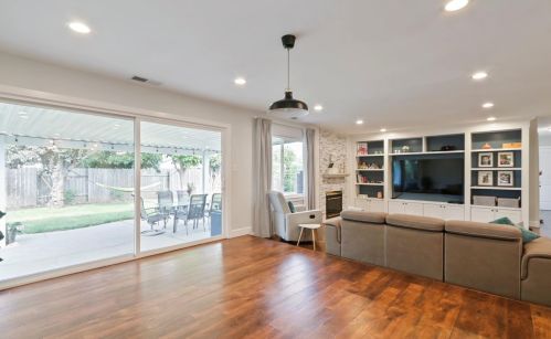 10655 Valley View Dr, Rancho Cordova CA  95670-2468 exterior