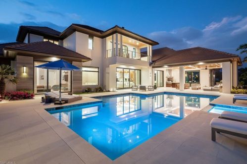 146 Myrtle Rd, Naples, FL 34108-2668