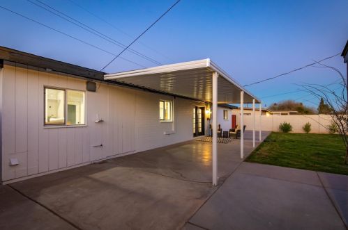 7331 Oak St, Scottsdale AZ  85257-1428 exterior