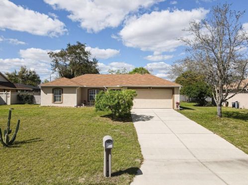 2464 Dumas Dr, Deltona, FL 32738-5115