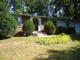 8941 Shallowford Rd, Knoxville, TN 37923-1516