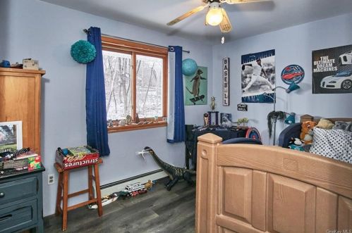 5 State School Rd, Warwick NY  10990-3432 exterior