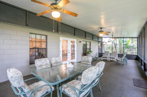 25749 Pinehurst St, Mount Plymouth FL  32776-9014 exterior