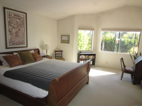 4085 Caminito Terviso, San Diego CA  92122-1991 exterior