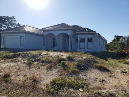 3207 10th St, Lehigh Acres, FL