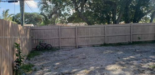 6801 21st St, Hollywood FL  33023-2711 exterior