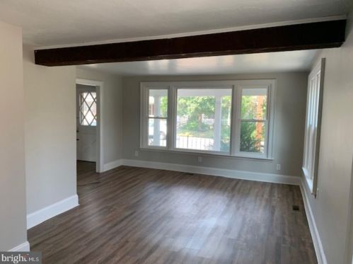 309 Fulton St, Hanover PA 17331-2724 exterior