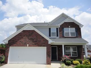 4 Byswick Ct, Simpsonville SC  29680-7903 exterior