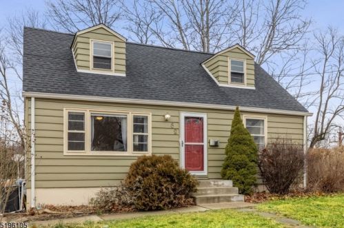 62 Hillairy Ave, Morristown, NJ 07960-3125