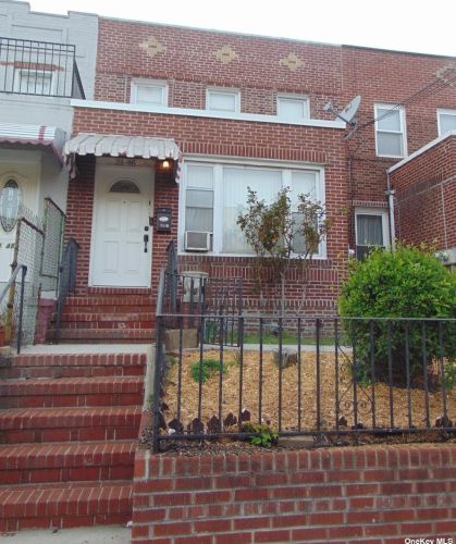 21-46 37th St, Long Island City, NY 11105-1118