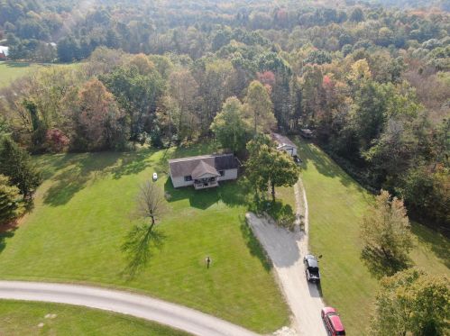 456 Royma Rd, Corning, OH 43730-9744