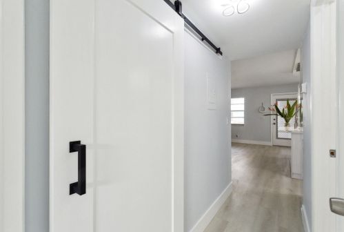 916 Flanders T, Delray Beach FL  33484-5354 exterior