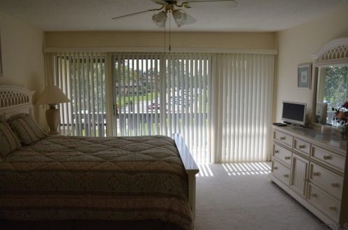 46 Clubhouse Dr, Palm Coast FL  32137-8135 exterior
