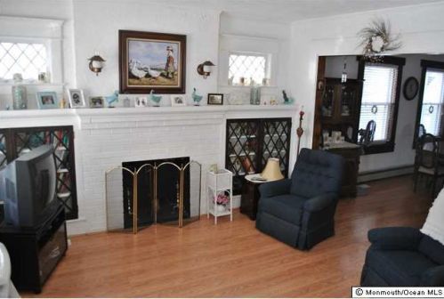 322 Mccabe Ave, Bradley Beach, NJ 07720-1452