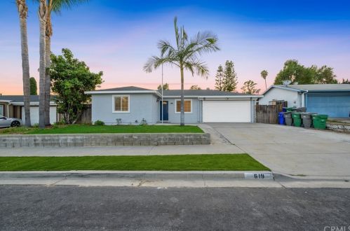 619 Elaine Ave, Oceanside, CA 92057-3539