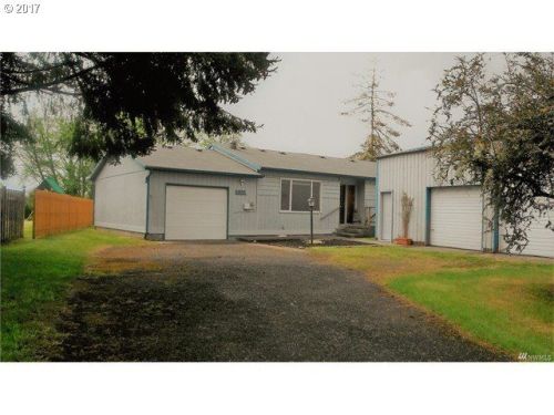 6806 Ortelius Dr, Ilwaco, WA 98624-9010