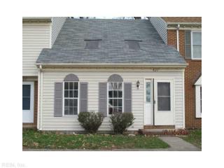 821 Huntly Ct, Chesapeake, VA 23320-6690