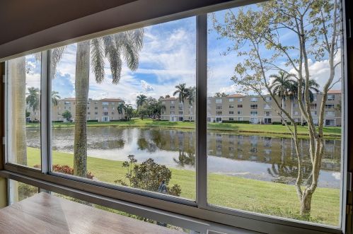 12511 Imperial Isle Dr, Boynton Beach FL  33437-7219 exterior