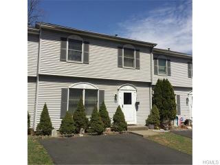 17 Muntz Ln, Garnerville, NY 10923-1649