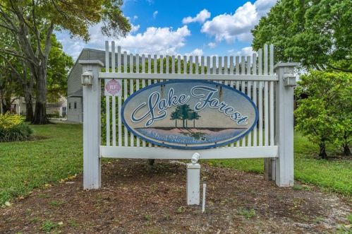 6343 92nd Pl, Pinellas Park, FL 33782-4622