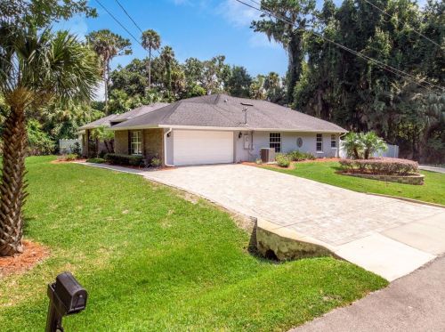315 Lake Crescent Dr, De Bary, FL 32713-3921