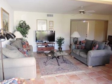 625 Beachwalk Cir, Naples, FL 34108-8715