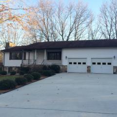 5120 Cheyenne Dr, Crossville, TN 38572-6690
