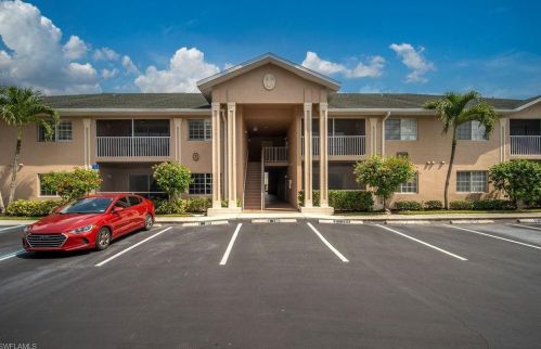 27079 Matheson Ave, Bonita Springs, FL 34135-5859