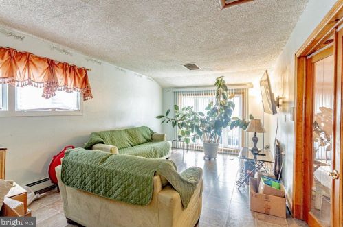 56 Mandolin Ln, Willingboro NJ  08046-2808 exterior