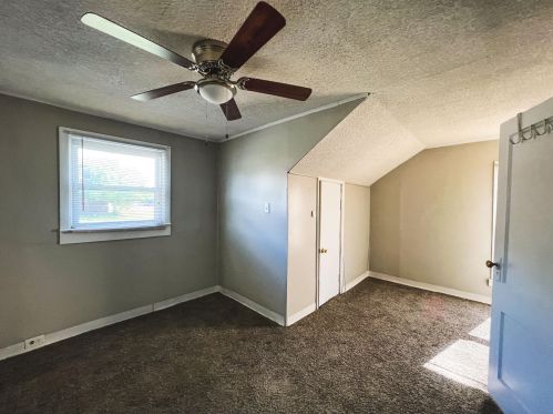 922 Virginia Ave, Florence KY  41042-1731 exterior